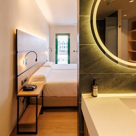 Mynd Yaiza Otel