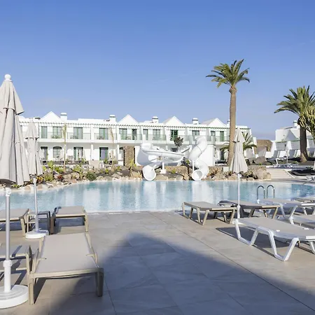 Hotel Mynd Yaiza 4*