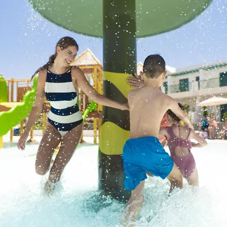 Hotel Mynd Yaiza 4*